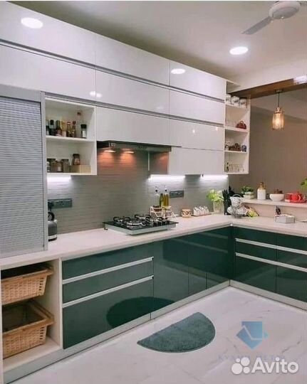 Кухонные гарнитуры, нестандартная кухня на заказ