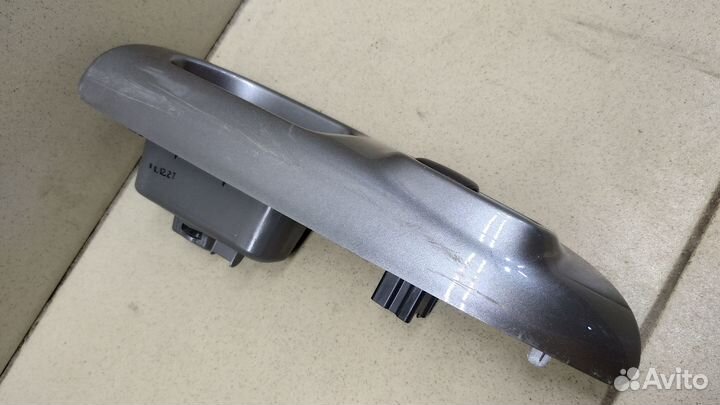 Накладка блока управления стеклоподъемниками Juke