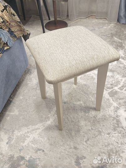 Продам табурет