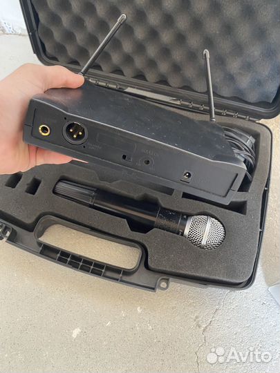 Студийный микрофон