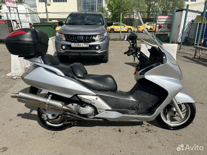 Honda silver wing 600