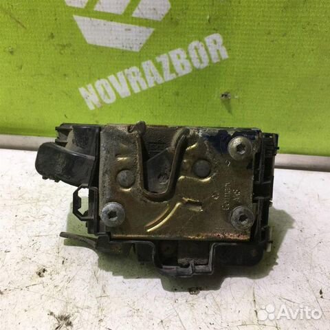 Замок двери передней левой Фольксваген Поло