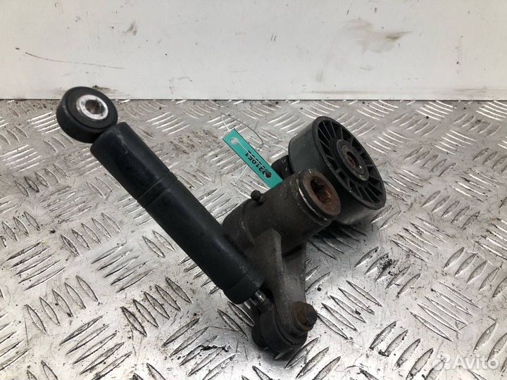 Натяжитель ремня генератора Mercedes-Benz Vito 601