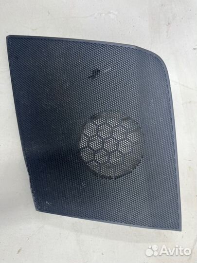 Сетка динамиков панели передняя левая Toyota Camry