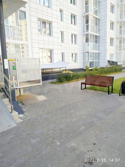 2-к. квартира, 62 м², 1/10 эт.