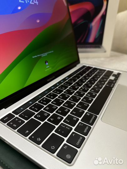 Apple macbook pro m1