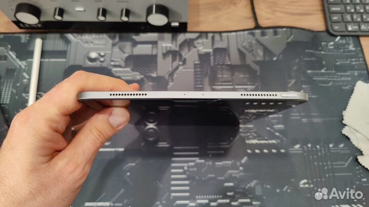 Apple iPad pro 11 2018 64gb Wi-Fi