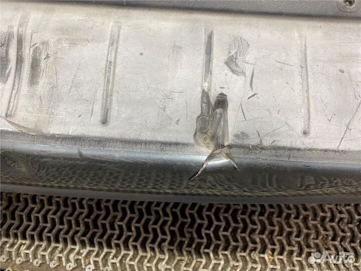 Бампер Toyota Sienna 2, 2006