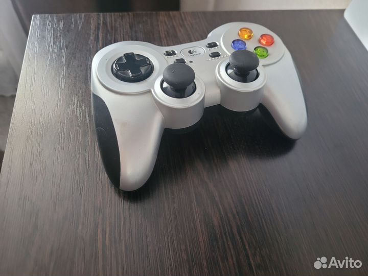 Геймпад беспроводной logitech F710