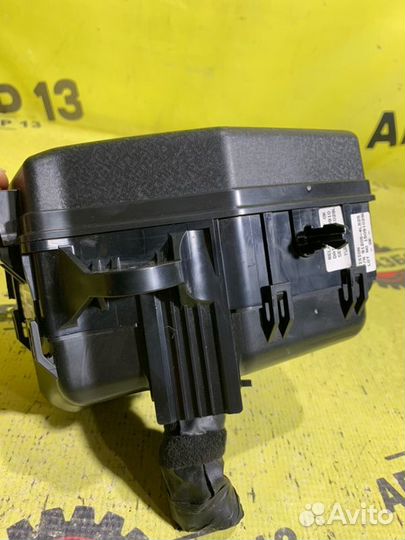 Блок предохранителей под капот Hyundai Solaris RB