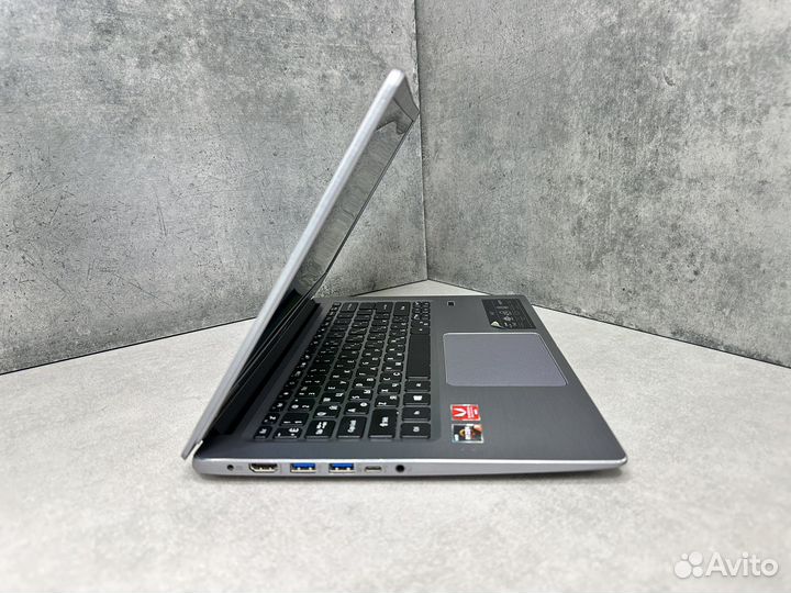 Ультрабук Acer AMD Ryzen 3 Vega 3 Graphics SSD 128