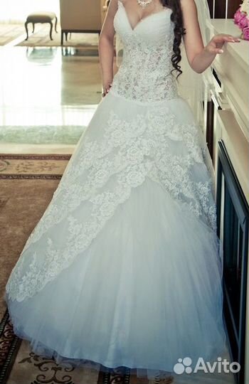 Свадебное платье