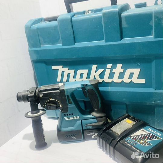 Перфоратор Makita DHR242