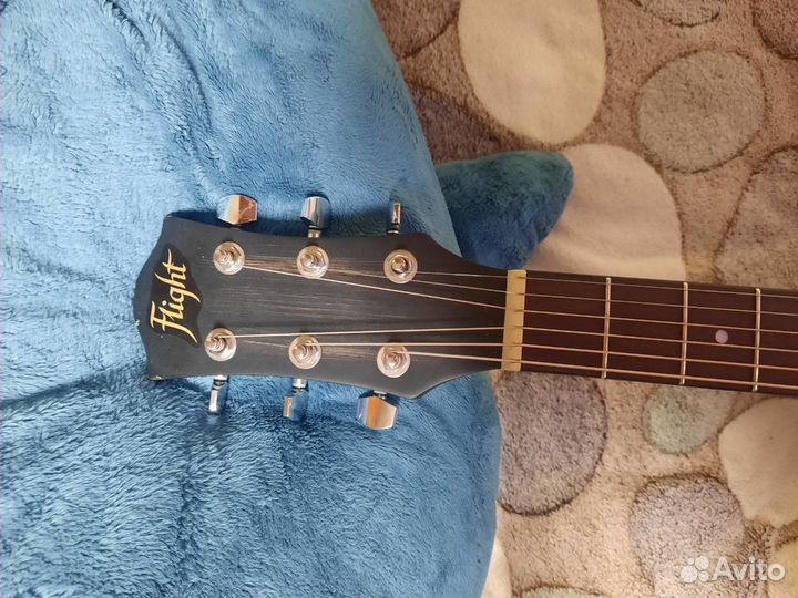 Акустическая гитара flight