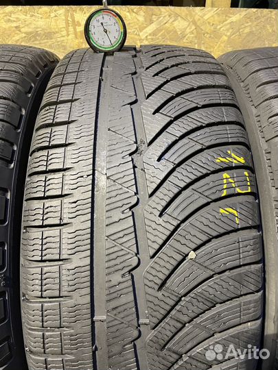 Michelin Pilot Alpin PA4 235/45 R17