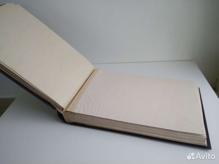 Старинный фотоальбом