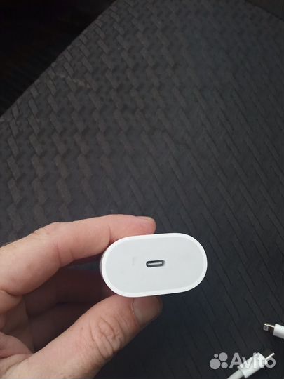 Зу на iPhone 20Вт