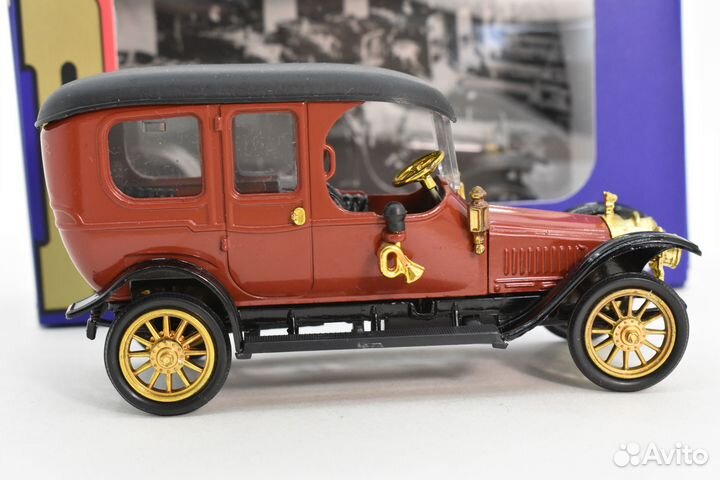 Руссо Балт Лимузин модель 1:43 СССР