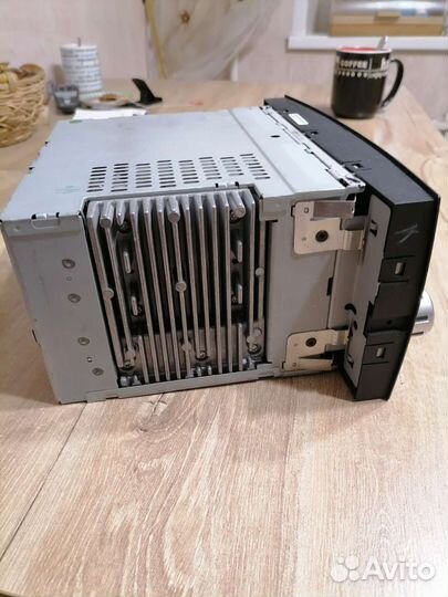 Автомагнитола туарег