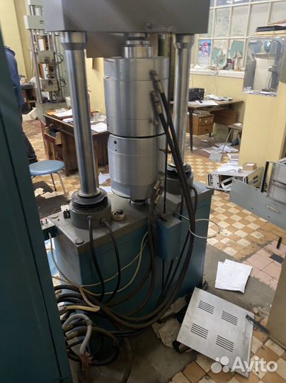 Разрывная машина ир6055-500 (50 тонн)