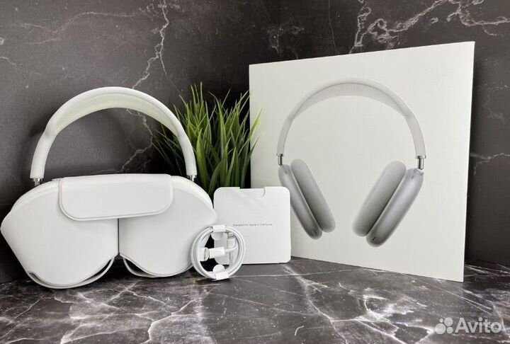 AirPods Max белые 