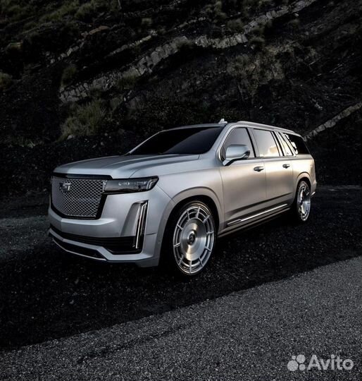 Кованые диски GT Forged на Cadillac Escalade R24