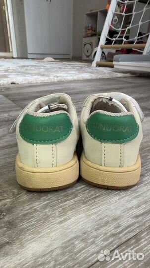 Кроссовки детские