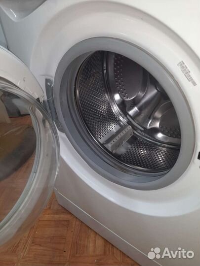 Стиральная машина indesit