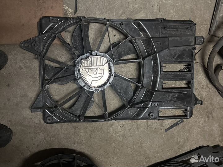 Вентилятор охлаждения двигателя опель инсигния B Б