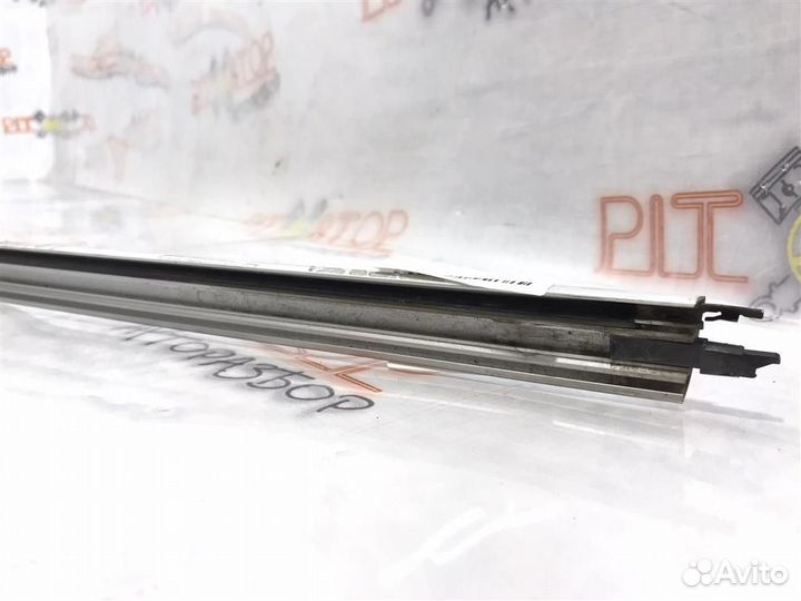 Молдинг крыши правый Porsche Cayenne 9PA (957) 20