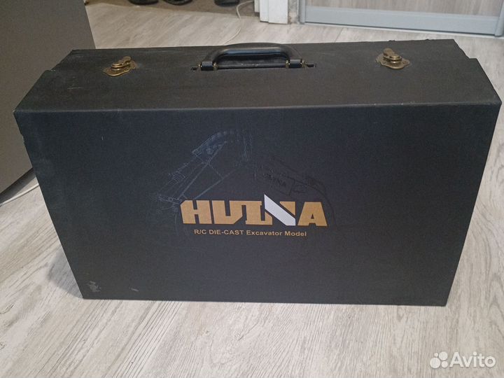Продам Экскаватор huina toys 1:14 2.4 G HN1580