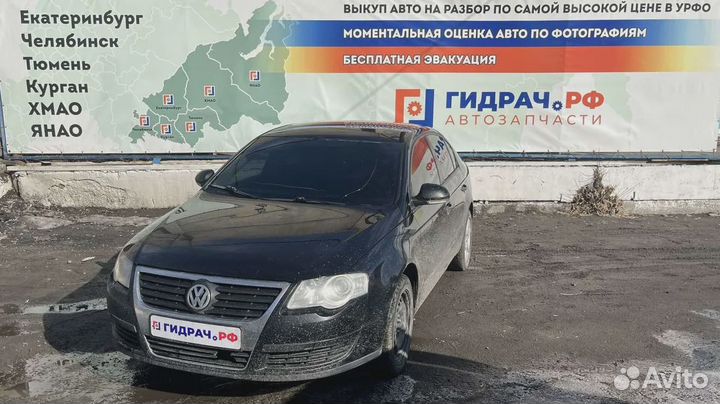 Капот Volkswagen Passat B6 3C0823031C. Дефекты