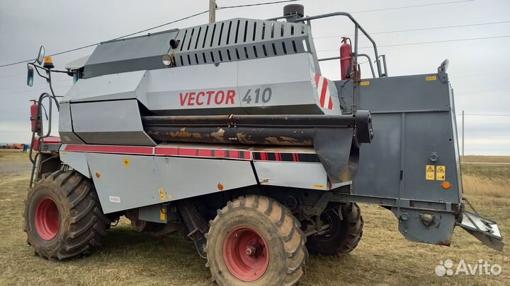 Комбайн Ростсельмаш Vector 410, 2010
