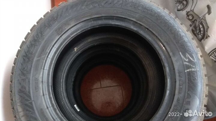 Gislaved Nord Frost 200 215/65 R16