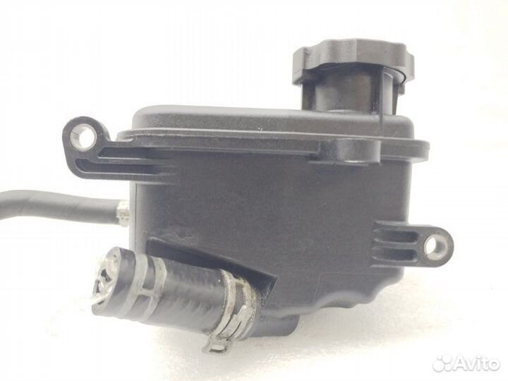 Бачок гидроусилителя руля Mercedes-Benz C-Class