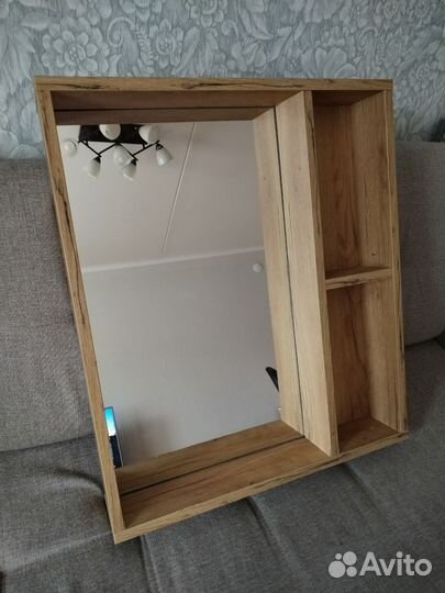 Зеркало в ванную с полочкой бу