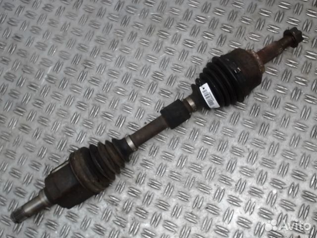 Полуось передняя левая (приводной вал, шрус), Chry
