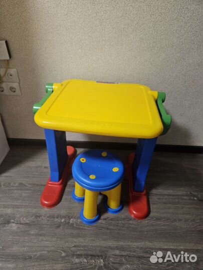 Стол мольберт детский