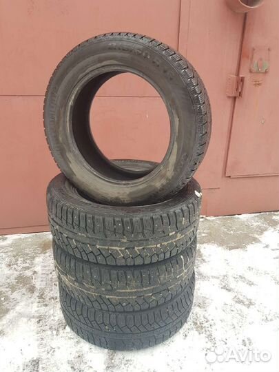 Continental ContiWinterViking 2 215/60 R16 99T