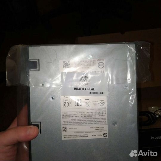 Новый сетевой коммутатор HP 1420-24G-2SFP