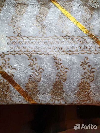 Постельное белье с шитьем