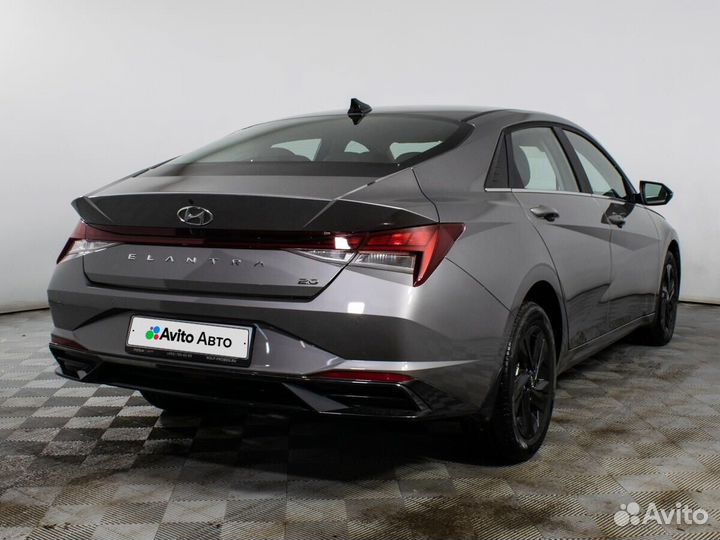 Hyundai Elantra 2.0 AT, 2021, 16 855 км