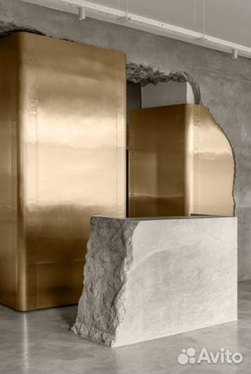 Стойка ресепшн для администратора салона красоты