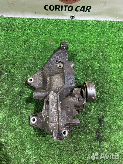 Кронштейн компрессора Chevrolet Captiva C100