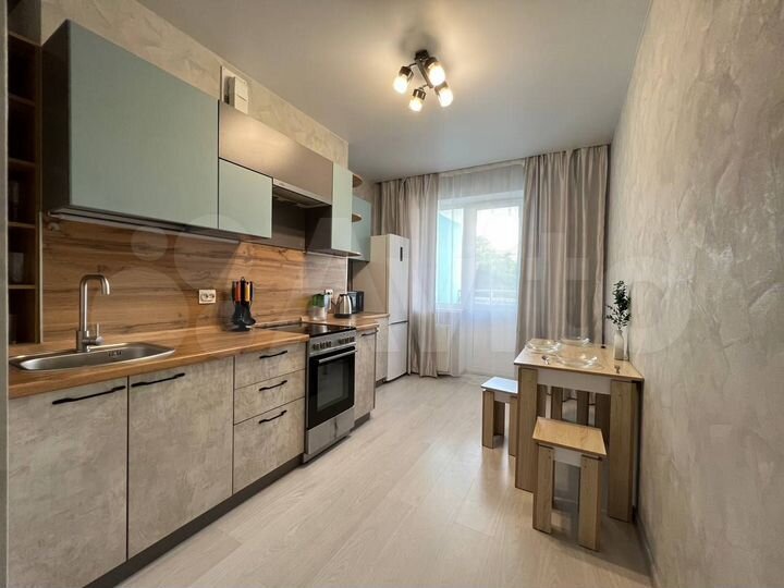 2-к. квартира, 60 м², 2/25 эт.