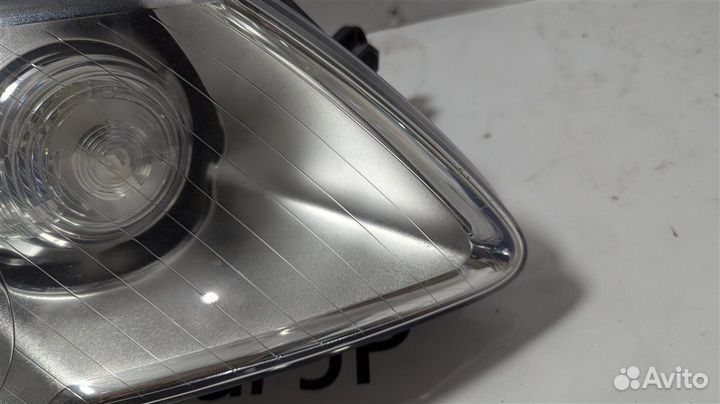 Фара правая Volkswagen Passat