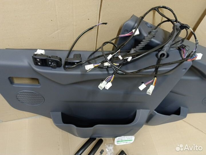 Обшивки двери Газель 3302 (люкс)