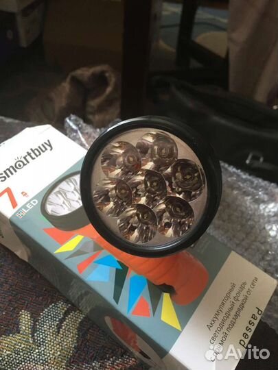 Фонарик аккумуляторный