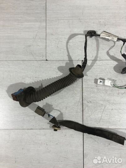 Проводка двери задняя левая renault logan 2 1.6 мт