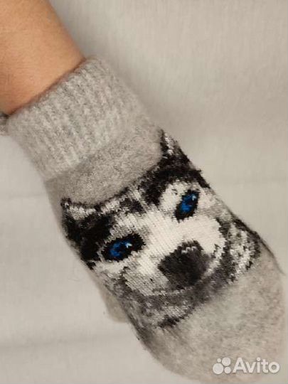 Шерстяные варежки новые